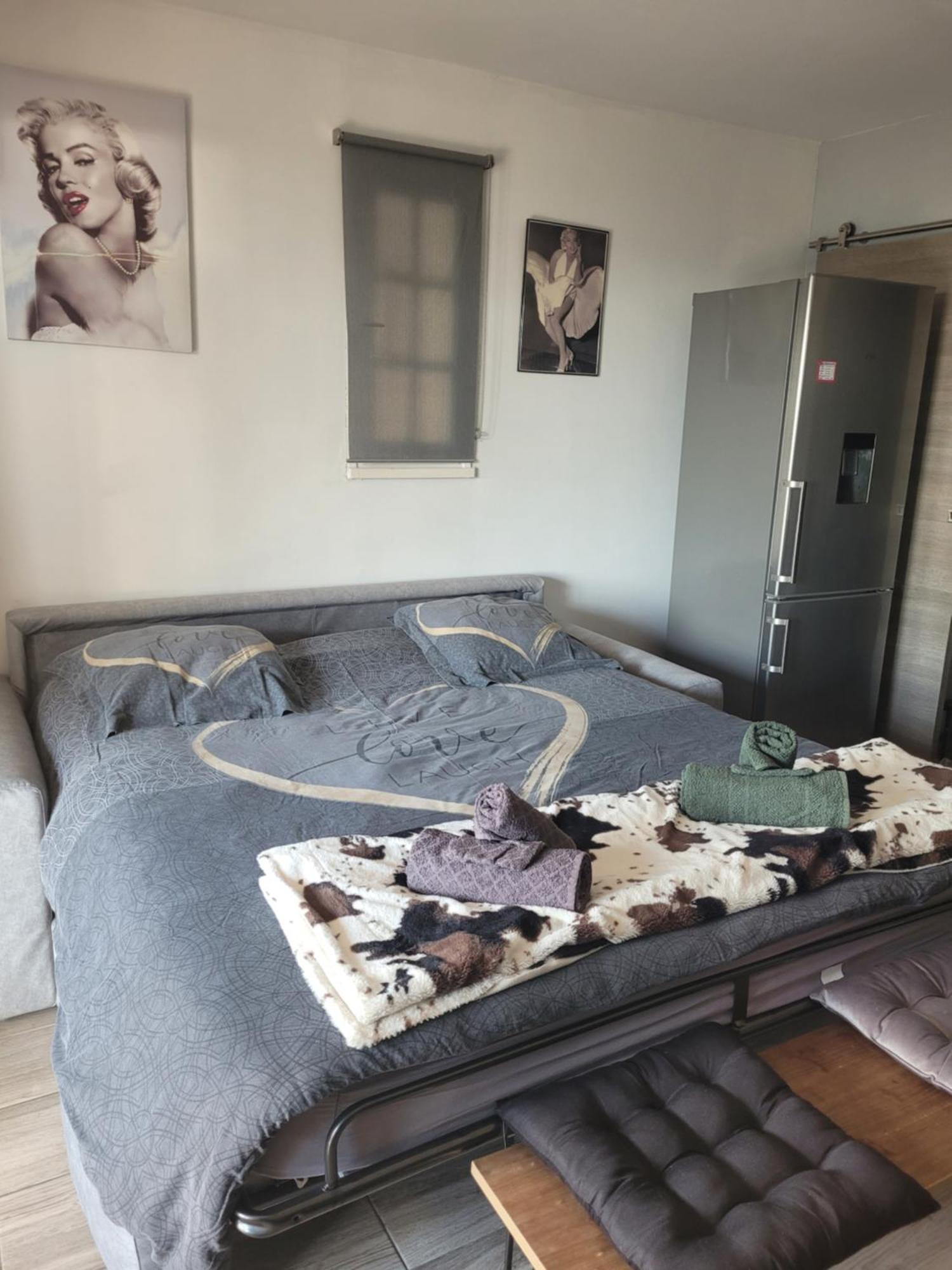 Studio Agay A 2 Pas Des Plages Saint-Raphael  Ngoại thất bức ảnh