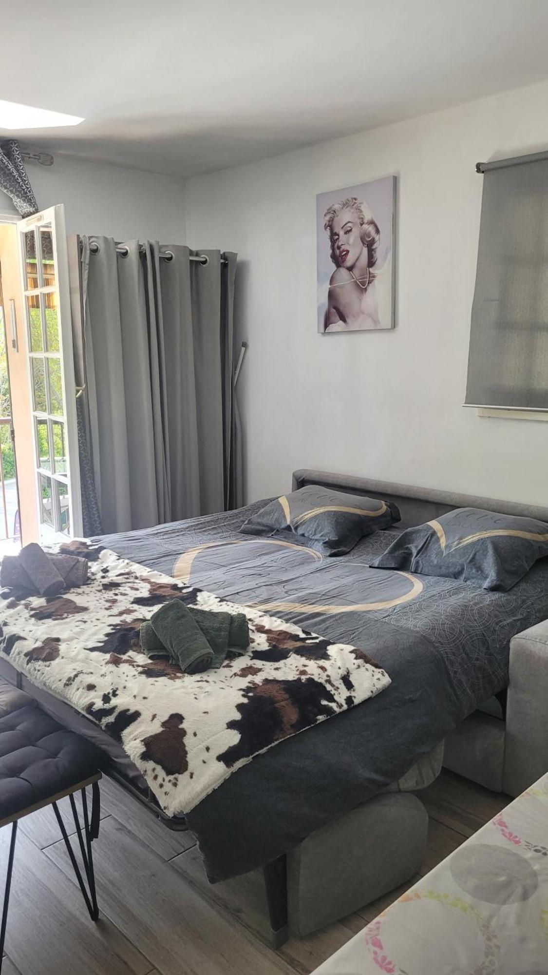 Studio Agay A 2 Pas Des Plages Saint-Raphael  Ngoại thất bức ảnh
